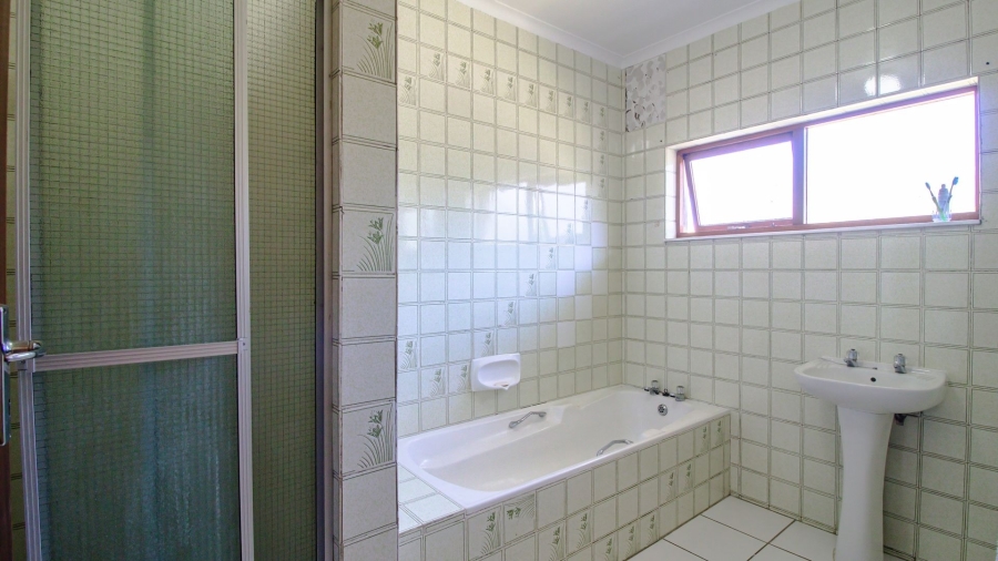 4 Bedroom Property for Sale in Vincent Eastern Cape